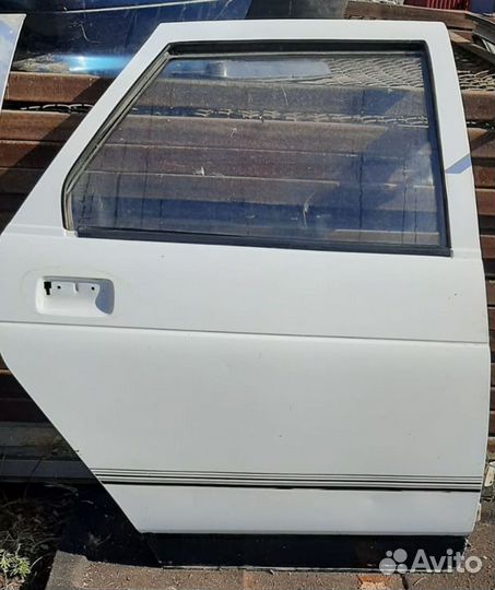 Дверь задняя правая ваз 2110,2112