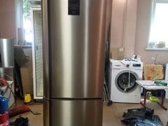 Холодильник AEG