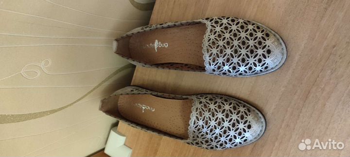 Балетки, сандали