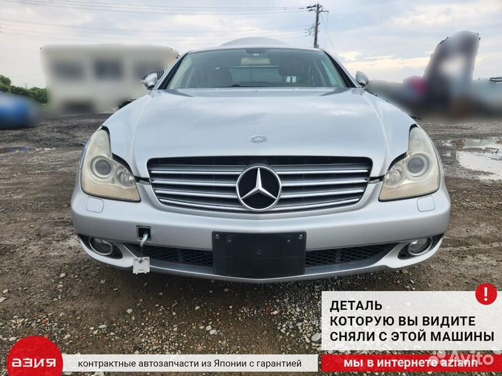 Стекло двери переднее правое Mercedes-Benz Cls350