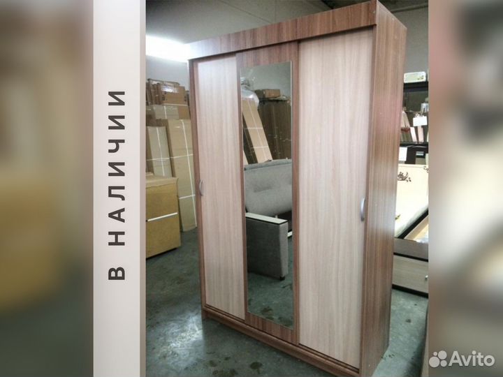 Шкаф купе с зеркалом