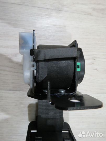 Ремень безопасности задний KIA Quoris