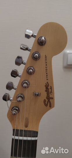 Электро гитара, fender squire stratocaster