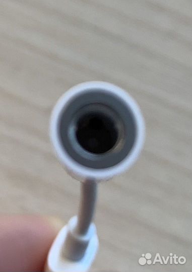 Переходник с наушников Earpods на lightning