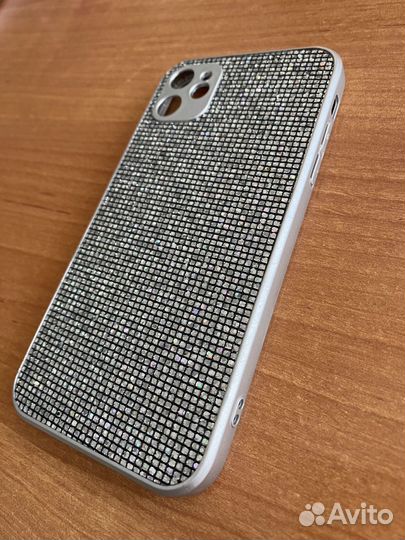 Чехол на iPhone 11