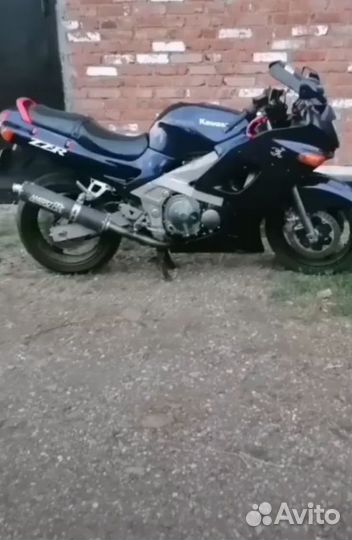 Kawasaki zzr 400-2
