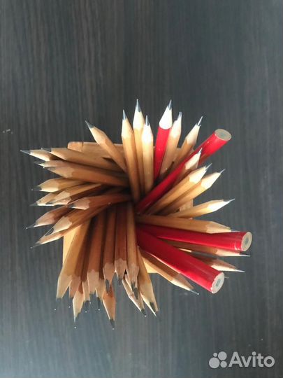 Подставка под ручки и карандаши деревянная