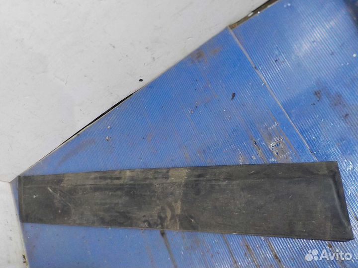 Молдинг двери передний левый Nissan Qashqai