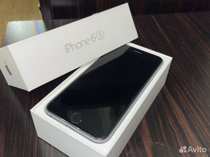 iPhone 6s (черный) 64 Гб