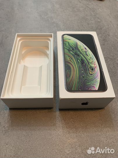 iPhone X, 256 ГБ