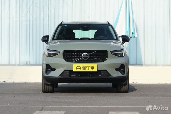 Volvo XC40 2.0 AT, 2024, 100 км