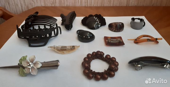 Заколки и резинки для волос. Много