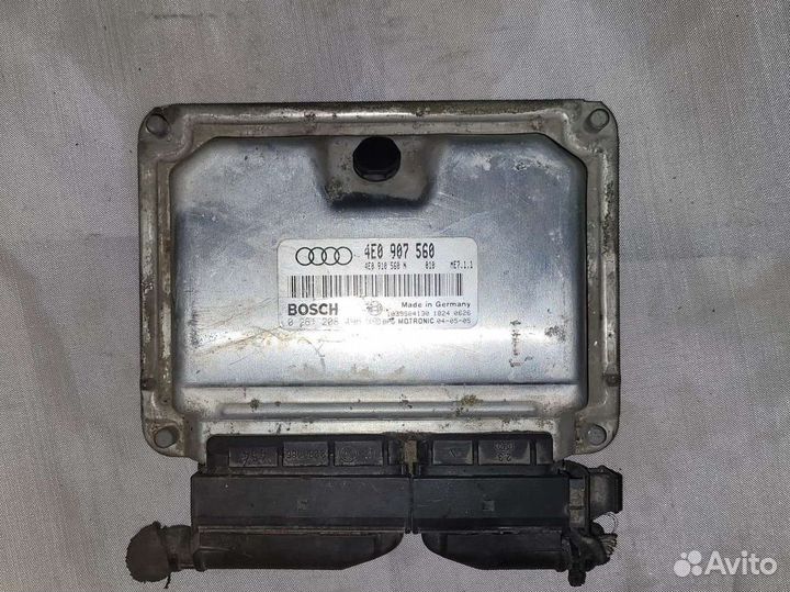 Блок управления двс Audi A8 D3