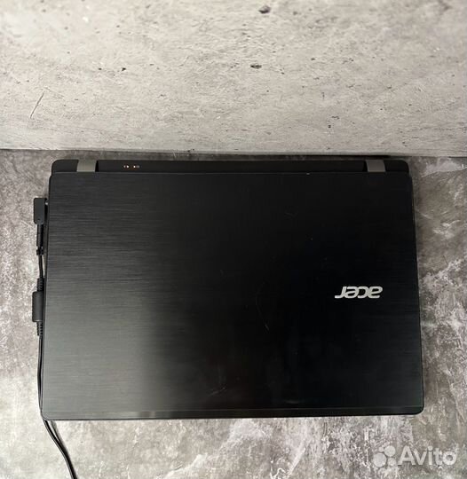 Ноутбук Acer i3-6006U /SSD/12Гб озу/ 2 GHz