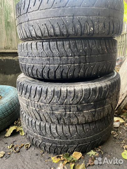 Bridgestone Ice Cruiser 7000 185/65 R15 106J