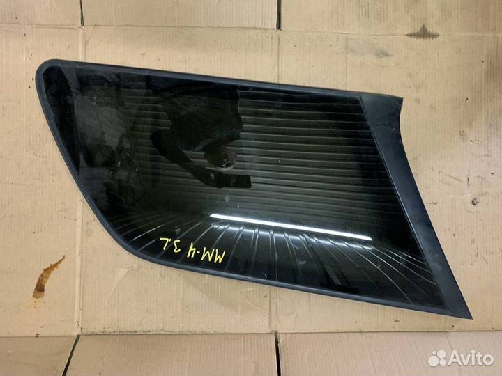 Стекло собачника з л mitsubishi legnum EA1W