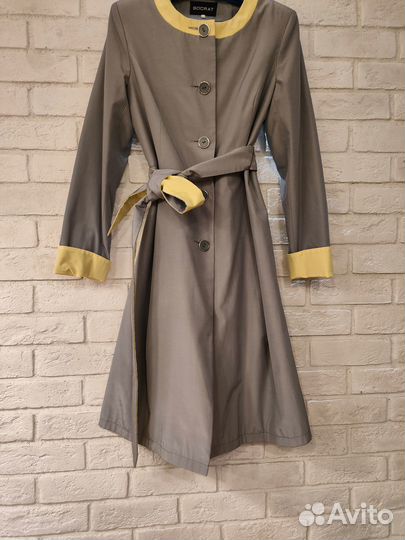 Плащ женский