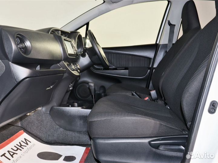 Toyota Vitz 1.0 CVT, 2017, 54 332 км
