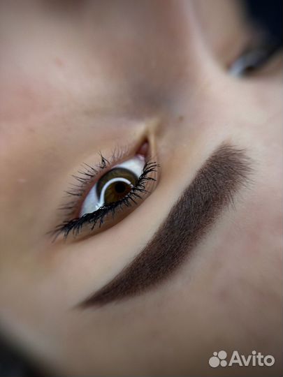 Перманентный макияж бровей губ и век татуаж