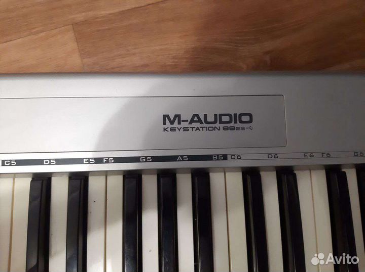 Midi клавиатура m audio