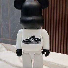 Фигурка bearbrick в наличии