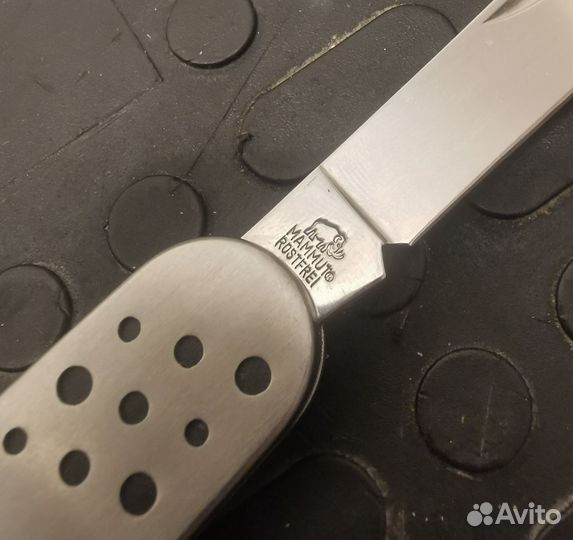 Складной нож 