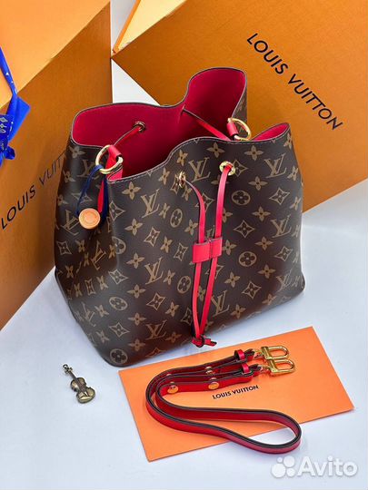 Сумка Louis Vuitton