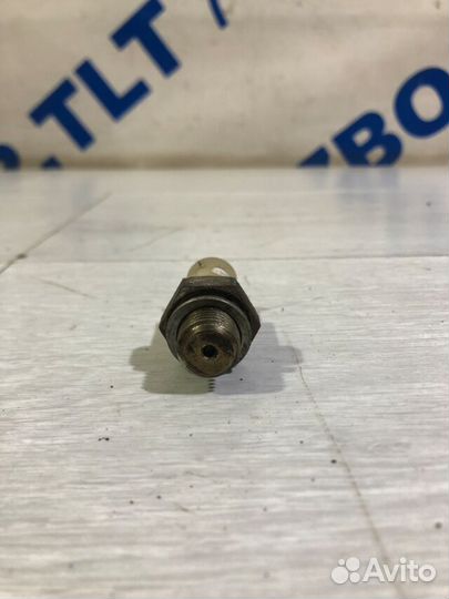 Датчик давления масла LADA granta 1.6 мт седан