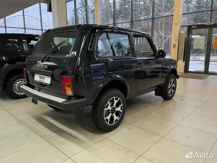ВАЗ Niva Legend 1.7 МТ, 2023