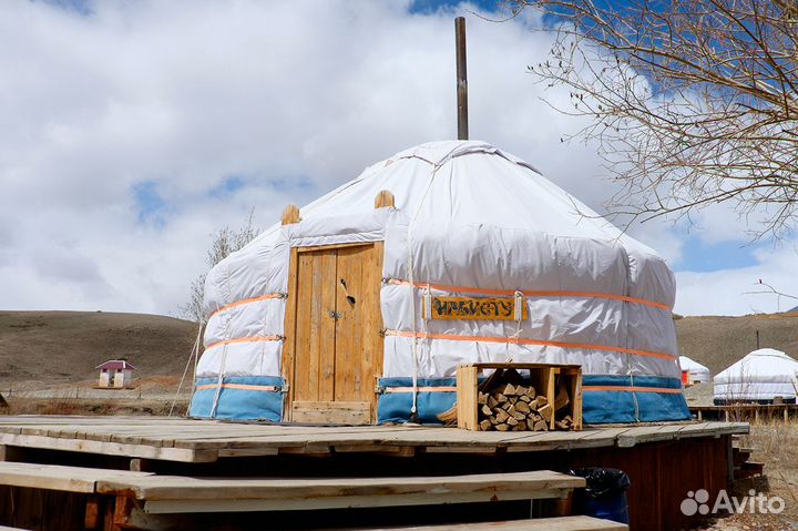 База отдыха на Алтае. Юрточный кемпинг 