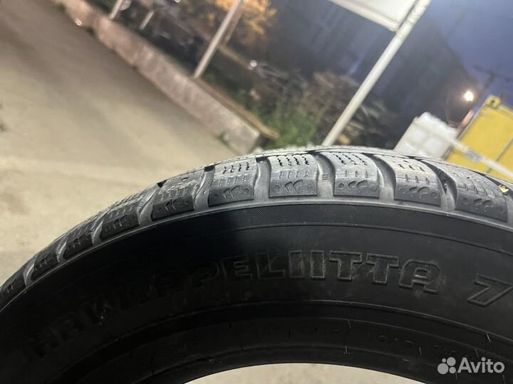 Nokian Tyres Hakkapeliitta 7 215/60 R16 99T