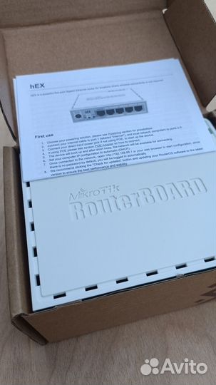 Маршрутизатор MikroTik hEX RB750Gr3