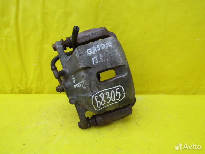 Суппорт передний Nissan Qashqai 10-14г 68305