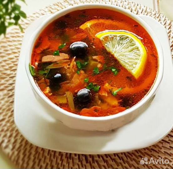 Борщ, солянка, плов