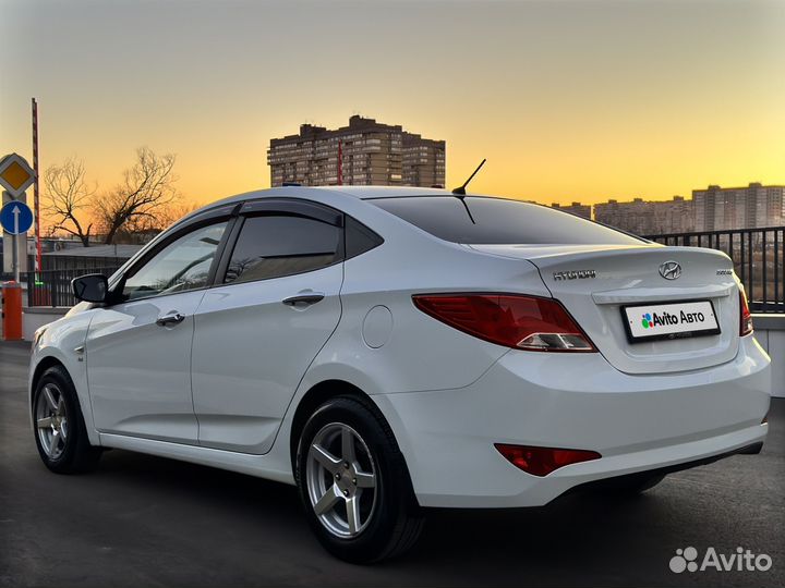 Hyundai Solaris 1.6 AT, 2015, 134 800 км