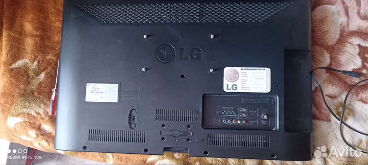 Телевизор рабочий,32 диагональ без подставки