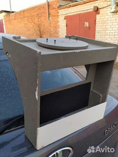 Столик для эхолота