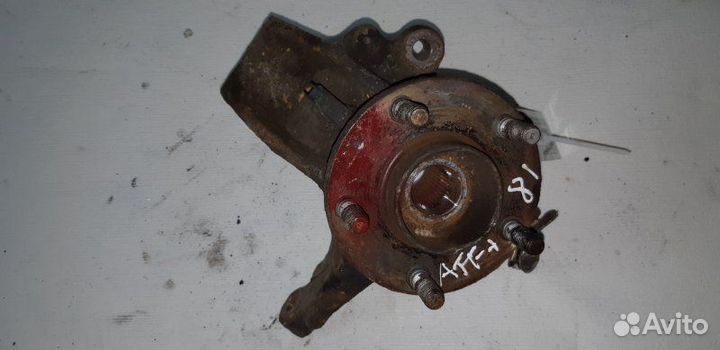 Ступица (Кулак поворотный ) передняя правая Ford