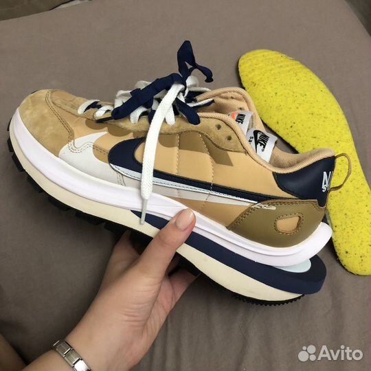 Nike sacai vaporwaffle