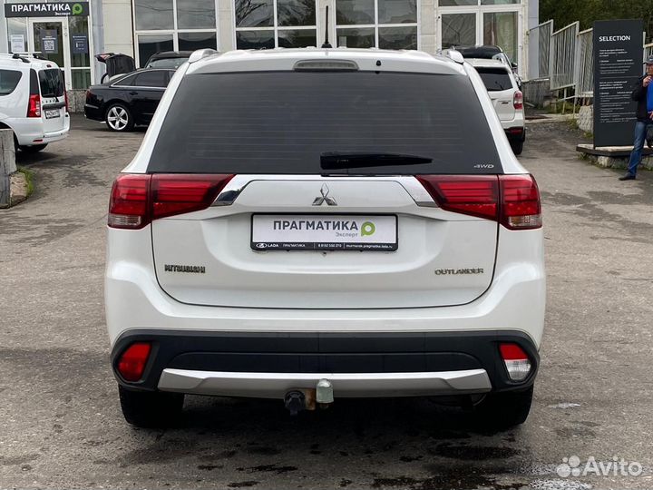 Mitsubishi Outlander 2 CVT, 2015, 177 552 км