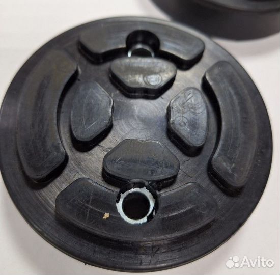 Накладка резиновая для подъемника