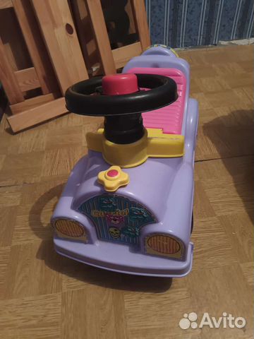 Машинка каталка толокар
