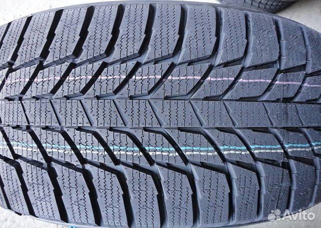 Triangle PL01 235/45 R18 98R