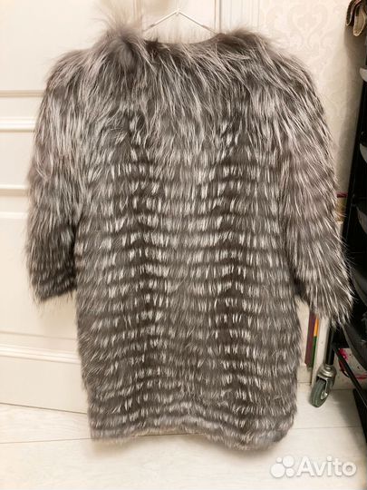 Полушубок чернобурка новый