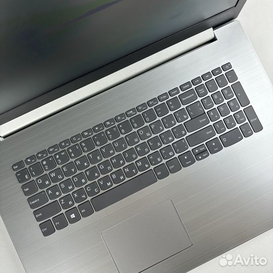 Ноутбук Lenovo 17.3