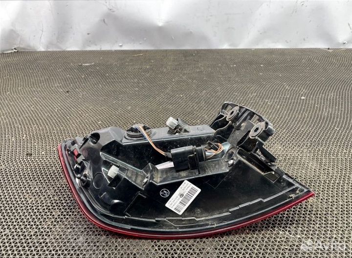 Фонарь Audi A4 B9 правый