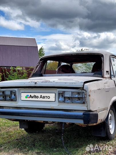 ВАЗ 2105 1.2 МТ, 1989, битый, 200 000 км