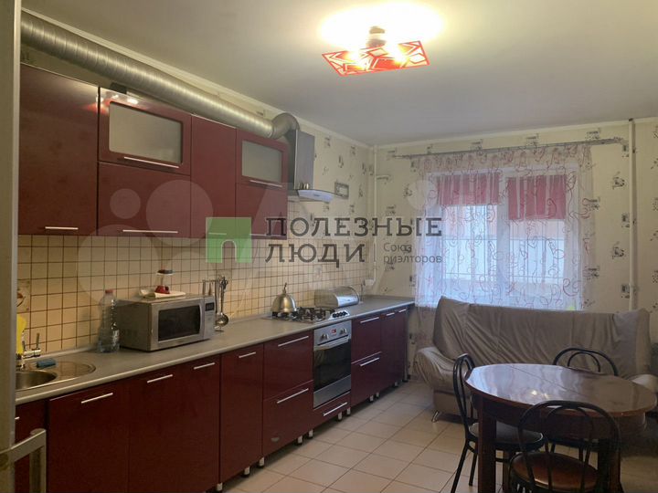 2-к. квартира, 59,8 м², 1/10 эт.
