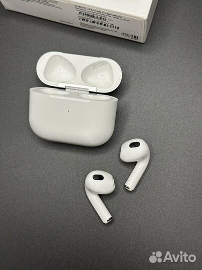 AirPods pro / AirPods 3