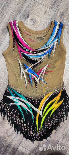 Продам купальники групповые для худ. гимнастике